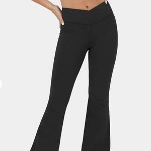 NWT Halara Black Cloudful High Waisted Crossover Ribbed Super Flare Leggings